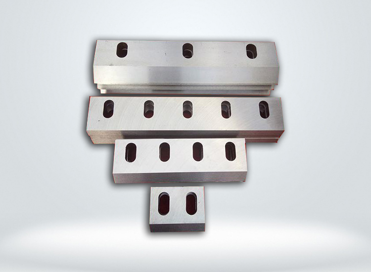 粉(fěn)碎機刀片(piàn)