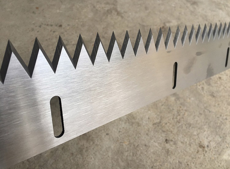 鋸齒(chǐ)刀片