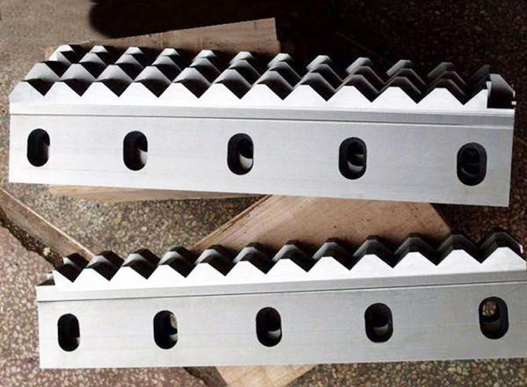 粉碎(suì)機刀片(piàn)